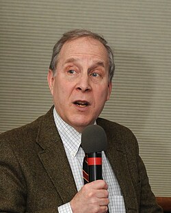 Eugene Roy Fidell ผู้เชี่ยวชาญกฎหมายทหารระดับโลก