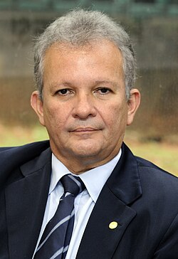 André Figueiredo นักการเมืองและนักเศรษฐศาสตร์ผู้ทรงอิทธิพลแห่งบราซิล