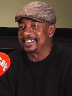 Robert Townsend ศิลปินผู้ขับเคลื่อนวงการบันเทิงและผู้ทลายกำแพงทางเชื้อชาติในฮอลลีวูด