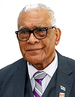 Ratu Naiqama Lalabalavu ประธานาธิบดีฟิจิและผู้นำทางจิตวิญญาณผู้ทรงอิทธิพล