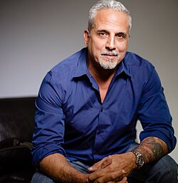 Nick Di Paolo คอมเมเดียนสายดาร์กผู้ท้าทายทุกกฎเกณฑ์ของสังคม