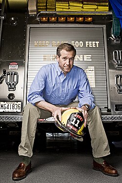 Brian Williams เส้นทางชีวิตและอาชีพผู้ประกาศข่าวระดับโลกจากจุดสูงสุดสู่บทเรียนราคาแพง