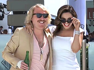 Leigh Francis เส้นทางชีวิตและผลงานของคอมเมเดียนผู้สร้างตัวตน Keith Lemon