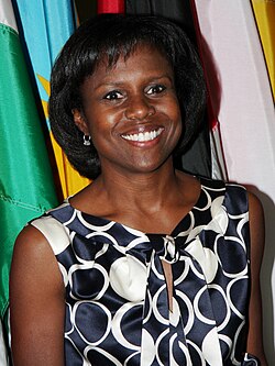 Deborah Roberts ผู้ประกาศข่าวสาวระดับตำนานแห่ง ABC News
