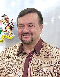 Amir Hamzah Azizan เส้นทางจากผู้บริหารระดับสูงสู่รัฐมนตรีคลังมาเลเซีย