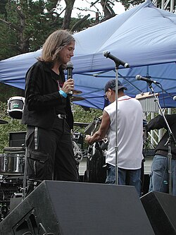 Amy Goodman นักข่าวผู้กล้าหาญและผู้ก่อตั้ง Democracy Now!