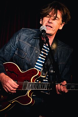 Bernard Butler มือกีตาร์ระดับตำนานผู้ขับเคลื่อนดนตรี Britpop และโปรดิวเซอร์มือทอง
