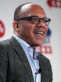 Eugene Robinson นักเขียนรางวัลพูลิตเซอร์และนักวิเคราะห์การเมืองผู้ทรงอิทธิพล