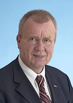 Ruprecht Polenz นักการเมืองผู้ทรงอิทธิพลและผู้เชี่ยวชาญด้านการต่างประเทศของเยอรมนี