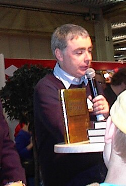Eoin Colfer นักเขียนแฟนตาซีระดับโลกผู้สร้างสรรค์ Artemis Fowl