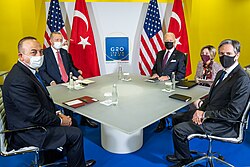 Mevlüt Çavuşoğlu นักการเมืองและอดีตรัฐมนตรีว่าการกระทรวงการต่างประเทศตุรกี