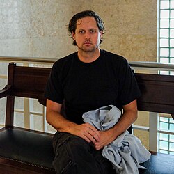Vincent Bevins นักข่าวและนักเขียนผู้ตีแผ่ประวัติศาสตร์การเมืองโลก