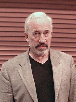 Simon Callow ศิลปินผู้มากความสามารถแห่งวงการละครและภาพยนตร์อังกฤษ