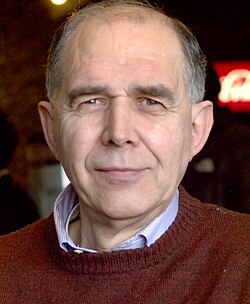 Joseph Pivato ผู้บุกเบิกวรรณกรรมอิตาเลียน-แคนาดาและปรมาจารย์ด้านวรรณคดีเปรียบเทียบ