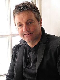 David Lowe คอมโพเซอร์ผู้สร้างสรรค์เสียงเพลงระดับโลกและธีมข่าว BBC