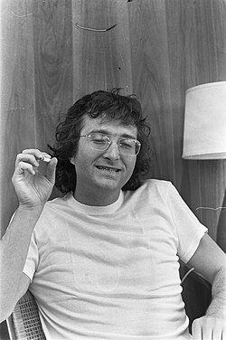 Randy Newman อัจฉริยะทางดนตรีผู้สร้างตำนานเพลงประกอบภาพยนตร์และบทเพลงเสียดสีสังคม