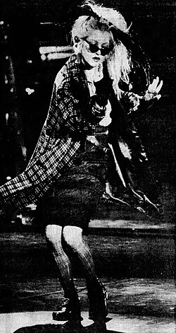 Cyndi Lauper ไอคอนป๊อปผู้ฉีกทุกกฎเกณฑ์และเสียงร้องทรงพลังระดับตำนาน