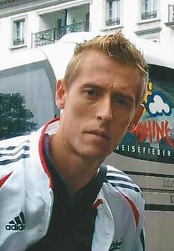 Peter Crouch ยอดกองหน้าเจ้าของสถิติลูกโหม่งสูงสุดแห่งพรีเมียร์ลีก