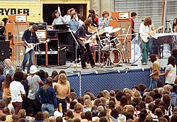 Martin Turner ตำนานผู้ก่อตั้ง Wishbone Ash และเส้นทางดนตรีร็อกระดับโลก