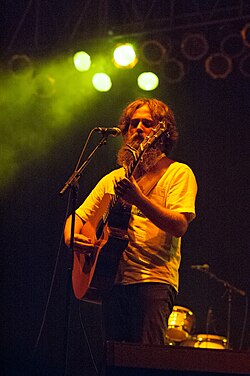 Iron & Wine ศิลปินโฟล์กผู้ถ่ายทอดความละเมียดละไมผ่านเสียงเพลง