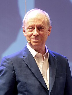 Michael Sandel นักปรัชญาการเมืองผู้ท้าทายแนวคิดเรื่องความยุติธรรมและคุณธรรม