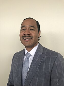 Julius C. Jefferson Jr. ผู้นำบรรณารักษ์ผู้ขับเคลื่อนความหลากหลายและเสรีภาพในการอ่าน