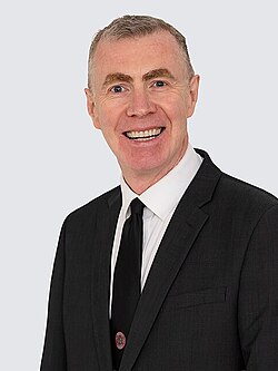 Adam Price นักการเมืองผู้ทรงอิทธิพลแห่งเวลส์และอดีตผู้นำพรรค Plaid Cymru