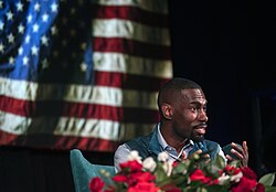 DeRay Mckesson นักเคลื่อนไหวสิทธิพลเมืองผู้ขับเคลื่อนความยุติธรรมในสหรัฐฯ