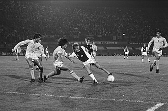 Steve Perryman ตำนานกัปตันทีมท็อตแนม ฮ็อตสเปอร์ ผู้สร้างประวัติศาสตร์แห่งลอนดอนเหนือ