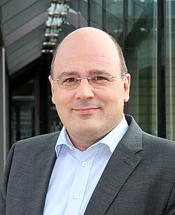 Steffen Kampeter นักการเมืองและผู้บริหารระดับสูงผู้ขับเคลื่อนเศรษฐกิจเยอรมนี