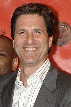 Steven Levitan ผู้สร้างสรรค์ซีรีส์คอมเมดี้ระดับโลกและเบื้องหลังความสำเร็จของ Modern Family