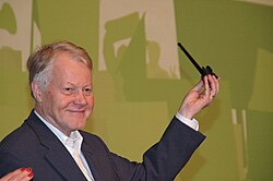 Winfried Nachtwei นักการเมืองผู้เชี่ยวชาญด้านสันติภาพและข้อพิพาทระดับสากล