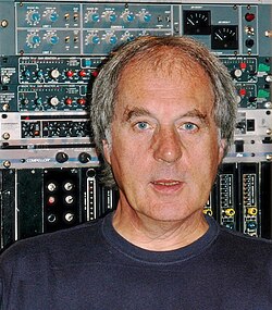 John Leckie โปรดิวเซอร์ระดับตำนานผู้อยู่เบื้องหลังอัลบั้มพลิกประวัติศาสตร์ดนตรีร็อก
