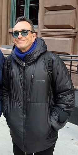 Hank Azaria ยอดนักพากย์และนักแสดงผู้สร้างชีวิตให้ตัวละครหลากหลาย