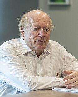 Mark Tushnet นักวิชาการกฎหมายผู้ทรงอิทธิพลและแนวคิดการคืนรัฐธรรมนูญสู่ประชาชน