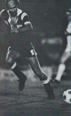 Charlie Cooke ตำนานปีกขวาจอมเทคนิคผู้สร้างชื่อกับเชลซีและทีมชาติสกอตแลนด์