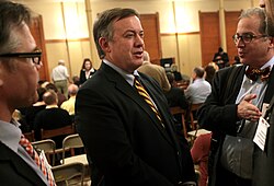 Michael M. Crow ผู้นำวิสัยทัศน์ผู้พลิกโฉมมหาวิทยาลัย Arizona State
