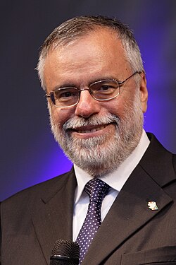 Andrea Riccardi ผู้สร้างสันติภาพและนักการเมืองผู้ทรงอิทธิพลจากอิตาลี