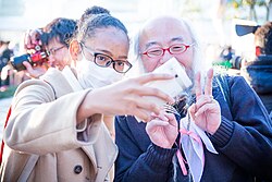 Hideaki Kobayashi หรือ 'ลุงชุดกะลาสี' ไอคอนผู้ทลายกำแพงการแต่งกายจากญี่ปุ่น