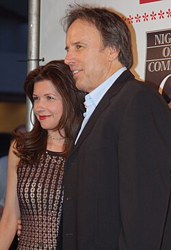 Kevin Nealon เส้นทางชีวิตจากดาวตลก SNL สู่ไอคอนสายฮาแห่งวงการบันเทิงสหรัฐฯ