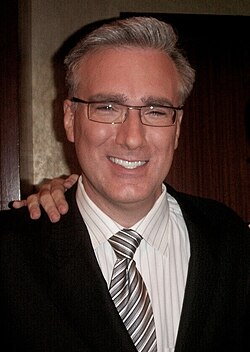 Keith Olbermann เส้นทางชีวิตจากนักพากย์กีฬาสู่ผู้ทรงอิทธิพลด้านการเมืองสหรัฐฯ