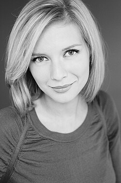 Rachel Riley ผู้เชี่ยวชาญด้านคณิตศาสตร์และพิธีกรชื่อดังแห่งรายการ Countdown