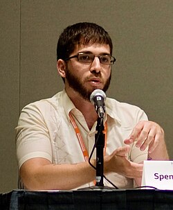 Spencer Ackerman นักข่าวสายความมั่นคงผู้ตีแผ่เบื้องลึกสงครามและการสอดแนมระดับโลก