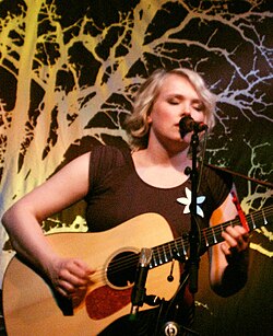 Ane Brun ศิลปินสาวเสียงสวรรค์จากนอร์เวย์ ผู้ถ่ายทอดอารมณ์ผ่านดนตรี Folk และ Art Pop