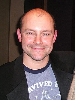 Rob Corddry นักแสดงตลกและผู้สร้างสรรค์ผลงานคุณภาพจากสหรัฐอเมริกา