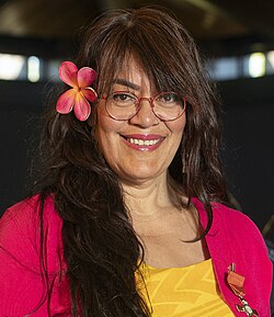 Tusiata Avia กวีหญิงผู้ทรงอิทธิพลแห่งนิวซีแลนด์และเสียงสะท้อนจากชาว Pasifika