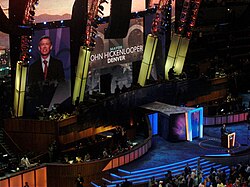 John Hickenlooper เส้นทางจากนักธรณีวิทยาและผู้ประกอบการสู่สมาชิกวุฒิสภาสหรัฐฯ