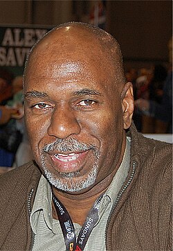 Arvell Jones ศิลปินผู้สร้างสรรค์ลายเส้นระดับตำนานแห่ง Marvel และ DC Comics