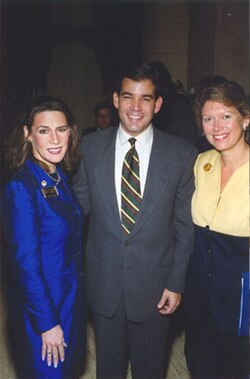 Katherine Harris นักการเมืองหญิงผู้ทรงอิทธิพลและบทบาทในประวัติศาสตร์การเลือกตั้งสหรัฐฯ
