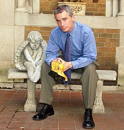 Jim McGreevey เส้นทางชีวิตจากผู้ว่าการรัฐนิวเจอร์ซีย์สู่การค้นพบตัวตน
